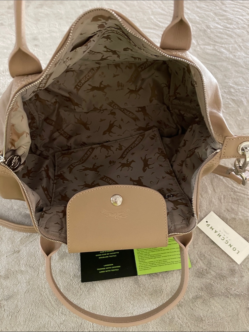 NEW Longchamp Leather Shoulder Tote in Beige - Picture 3 of 4